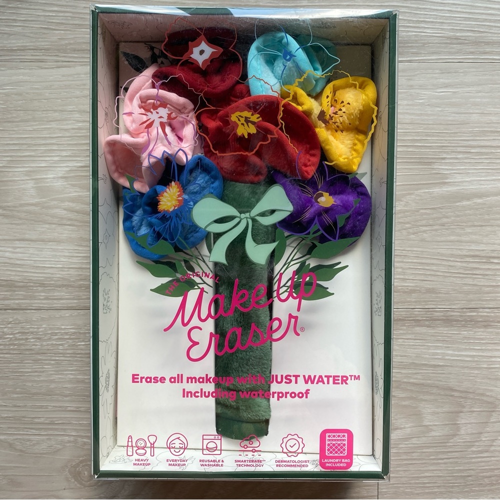 Makeup Eraser Floral Bouquet Kit - New